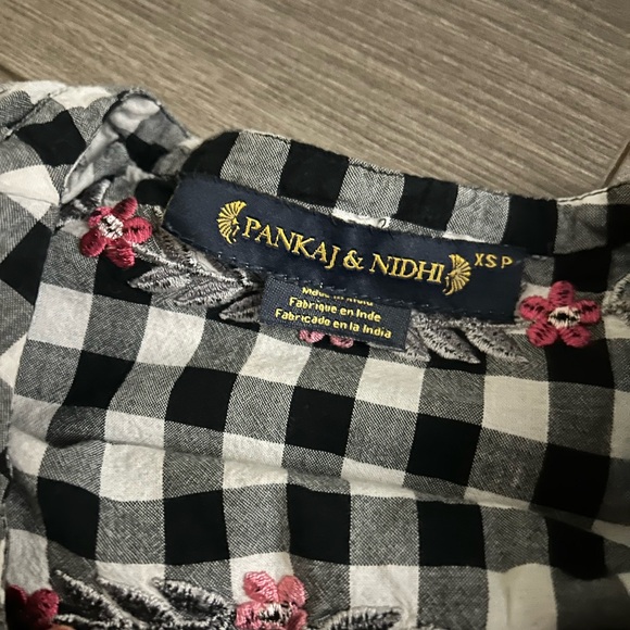 Black & White Gingham Peplum Top with Red Floral Embroidery - Picture 3 of 4